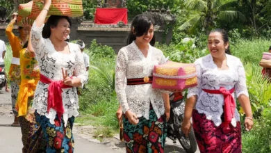 Balinese Temple Dress