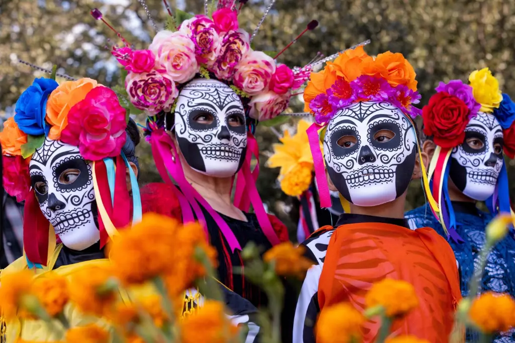 Celebrating Life Mexican Festivities on the Global Stage