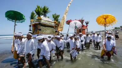 Cultural Threads The Role of Traditional Clothing in Rituals and Ceremonies Across the Globe