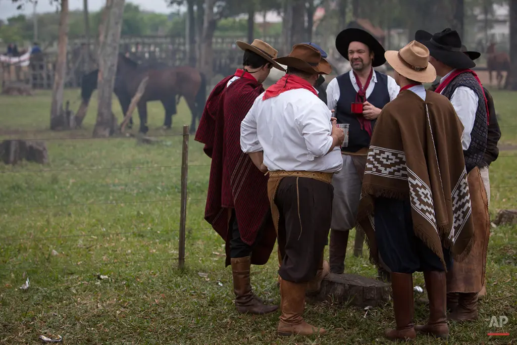Gaucho Clothing