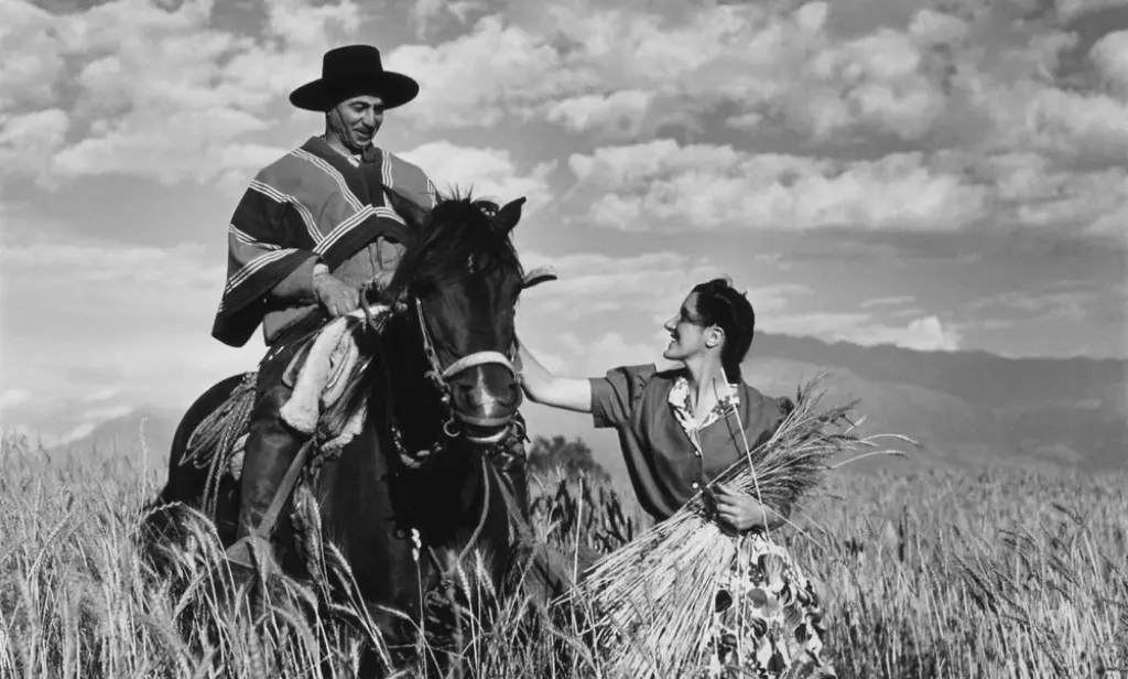Historical Roots of Gaucho Attire