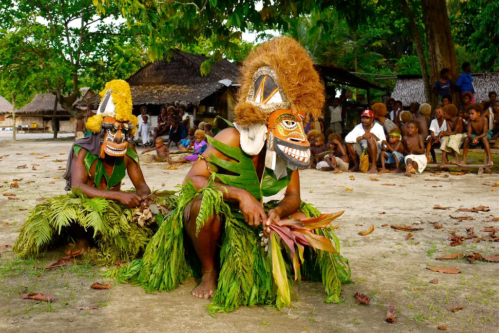 Papua New Guinea Ceremonial Masks  New Ireland Malagan Masterpieces