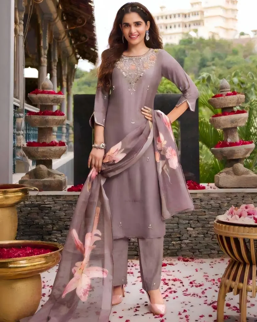 Salwar kameez