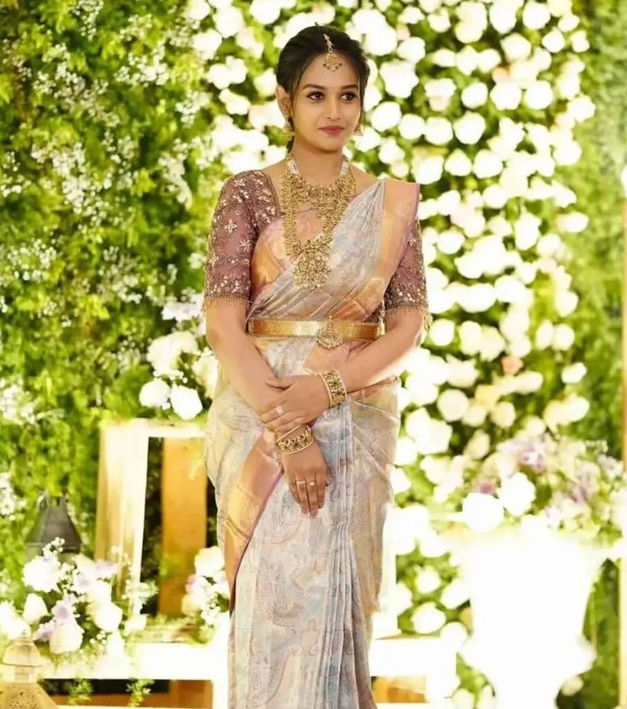 The Significance of Sarees in Indian Weddings