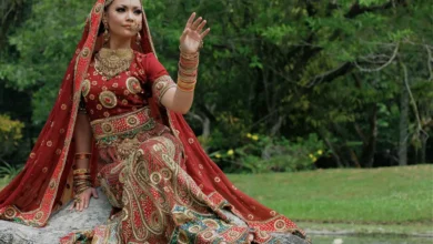 Traditional Clothing in Malaysia Baju Kurung