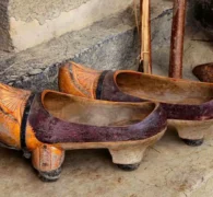 The Zocos Gallegos the traditional footwear with history